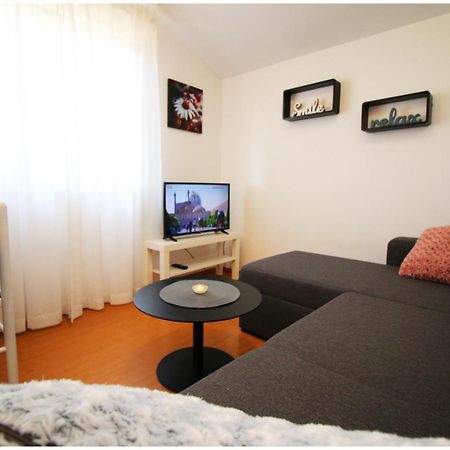 Studio Apartman Elena Primošten Esterno foto
