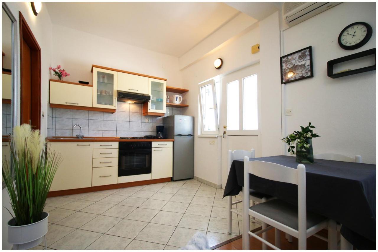 Studio Apartman Elena Primošten Esterno foto