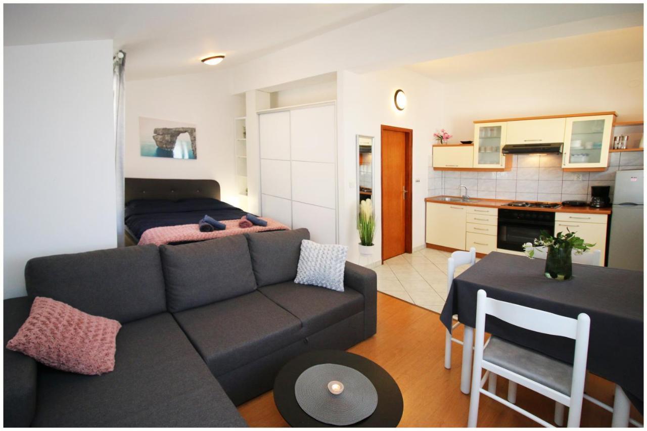 Studio Apartman Elena Primošten Esterno foto